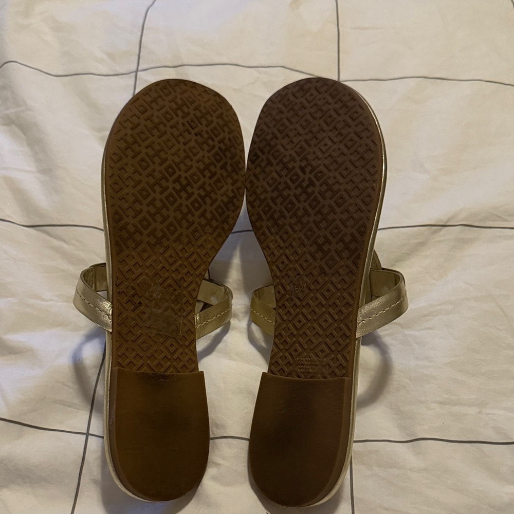 Tory Burch Miller Sandals Gold with Crystal Medallion Size 8.5 - Picture 7 of 7